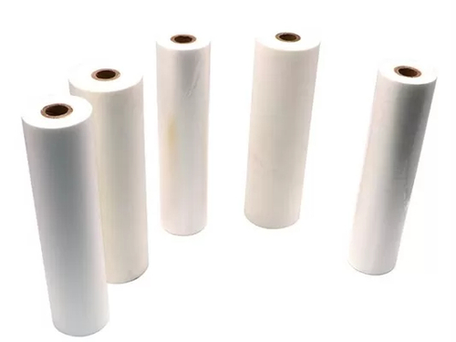 Latest company news about Mejore sus impresiones con rollos de película de laminación brillante de alta transparencia