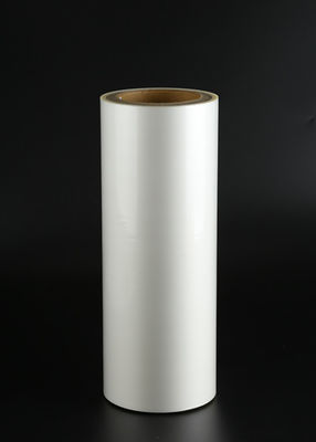Good price 17u Película térmica de BOPP brillante de doble cara de laminado tratado con corona para el embalaje exterior en línea