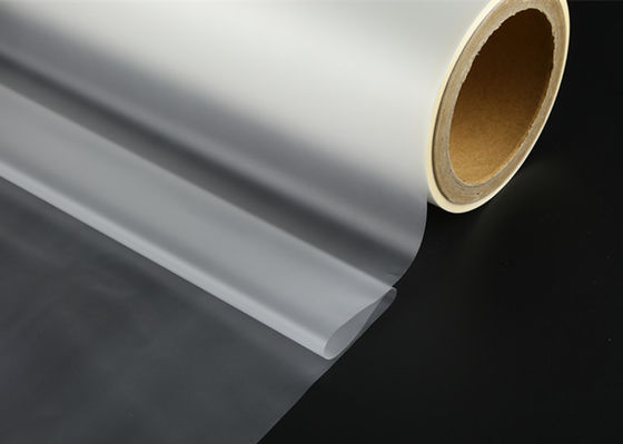 Un buen precio. 3 000 m de longitud Matt BOPP Película laminadora en caliente para serigrafía de espesor de 30 micrómetros libre de contaminación en línea