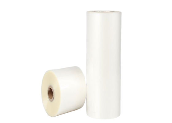 Un buen precio. 18 micrómetros Anti-rasguños Buena sensación táctil Matt BOPP plástico de retiro de embalaje Película protectora para serigrafía en línea