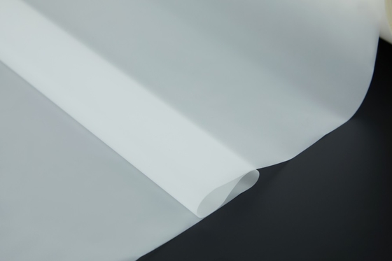 Good price 35μm Matte BOPP laminate film resistencia al desgarro ≥ 180N Ra≤1,5μm Para el embalaje de papel laminado térmico en línea