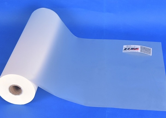 Good price Película de laminación BOPP de 28 micras de espesor con toque suave para cajas de embalaje con lápiz labial Buena textura en línea