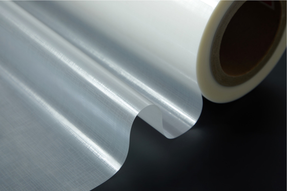 Good price Película de laminado térmico BOPP de 28 μm 4H duradera con activación del primer de acabado brillante de 90 GU en línea