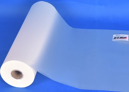 Good price Película de laminado térmico de contacto sedoso 28 micrómetros antihuellas digitales adecuada para etiquetas y cajas en línea