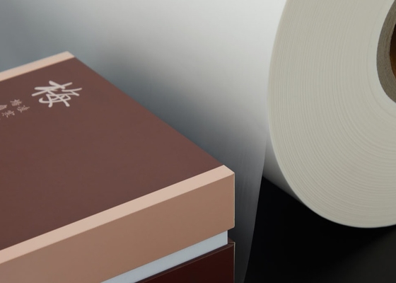 Good price Película de laminación térmica de toque blando de terciopelo negro y sedoso BOPP Matte para caja de regalos 1 pulgada Película de estiramiento de núcleo de papel en línea