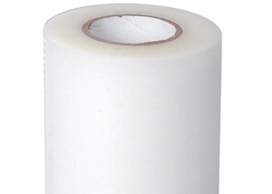 Un buen precio. Películas laminadas térmicas BOPP de embalaje impermeable con recubrimiento pretratado y resistencia a la tracción superior en línea